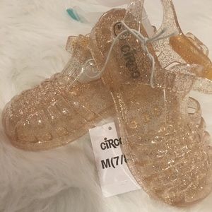 Circo Gold Glitter Jelly Sandals